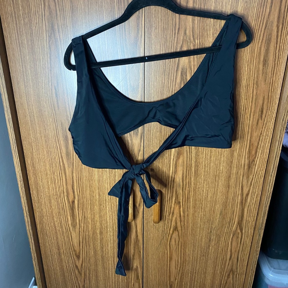 Shekini Bikini Top Womens Large Black Tie Front Scoop Neck Swimwear